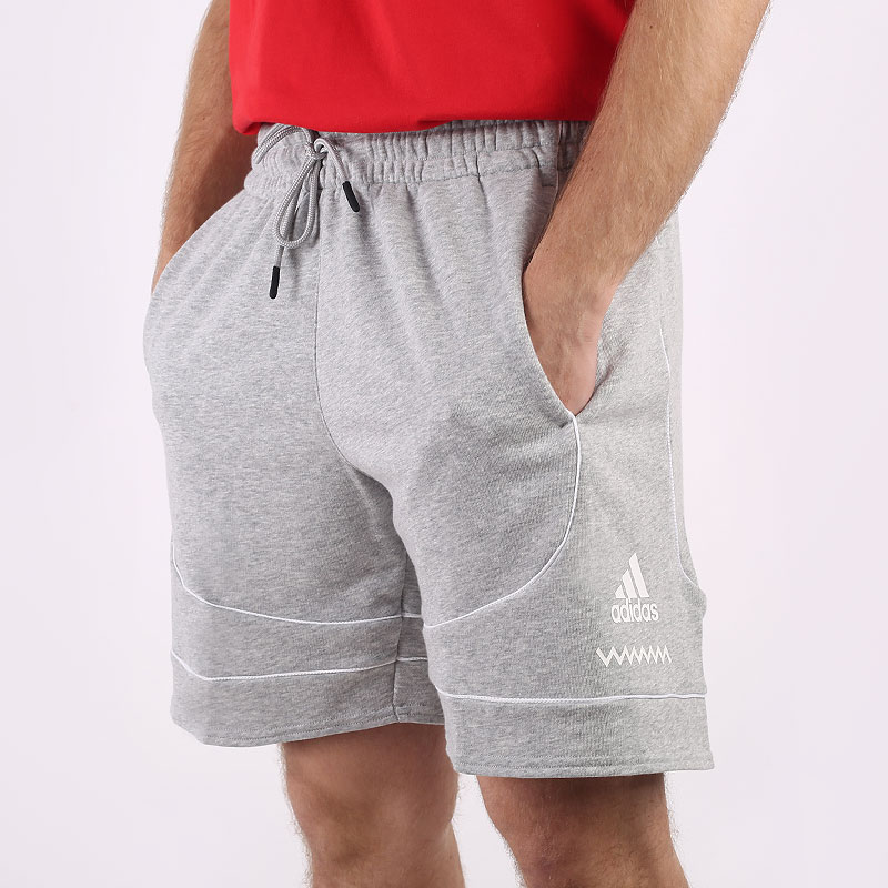 мужские серые шорты  adidas DM CU Short ER5742 - цена, описание, фото 1